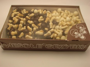 CIASTKA GRZYBKI CZARNO-BIAŁE czekoladki 1kg 24,99*